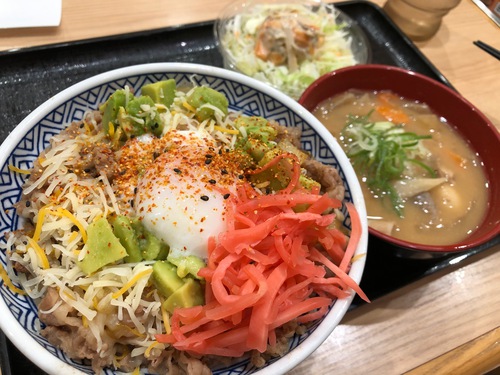 ぐるぐると・・・(-_-;) ぐるぐると・・・(-_-;)