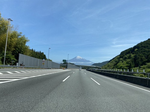 母の日のプレゼントで2泊3日の伊豆旅行 その1 20250511(日) 母の日のプレゼントで2泊3日の伊豆旅行 その1 20250511(日)