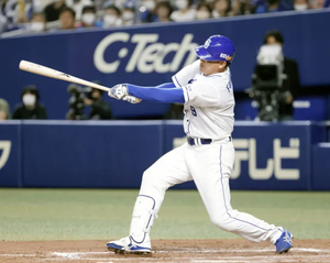 今季初安打=セ界最年長二塁打 今季初安打=セ界最年長二塁打