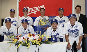 福留孝介選手 引退会見 福留孝介選手 引退会見