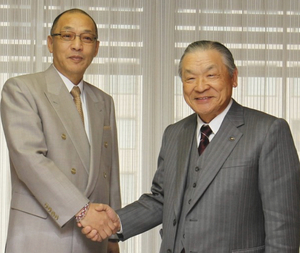 白井文吾オーナー退任へ 白井文吾オーナー退任へ
