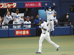 ドラAA弾で逆転勝利 ドラAA弾で逆転勝利
