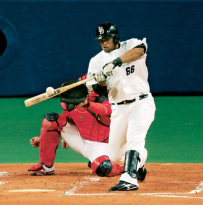 ビシエド、自画自賛!5試合ぶり12号 ビシエド、自画自賛!5試合ぶり12号