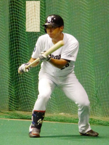 井領、打率3割死守だ チームトップ2本塁打8打点 井領、打率3割死守だ チームトップ2本塁打8打点