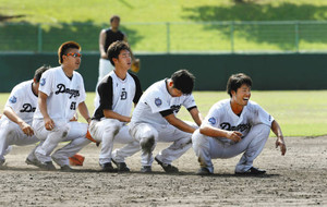 三ツ間、支配下“確” 三ツ間、支配下“確”
