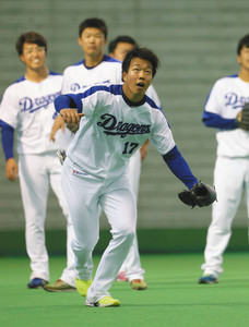 柳、開幕ローテへ「しっかりした投球を」 柳、開幕ローテへ「しっかりした投球を」