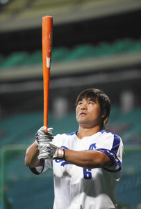 平田、チーム合流 開幕へ急ピッチ 平田、チーム合流 開幕へ急ピッチ