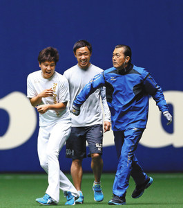 森監督、投魂注入 森監督、投魂注入