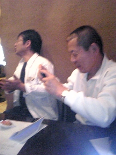 只今、秘密会議より帰還!!!