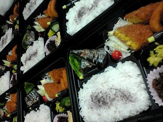 お弁当…完成です♪