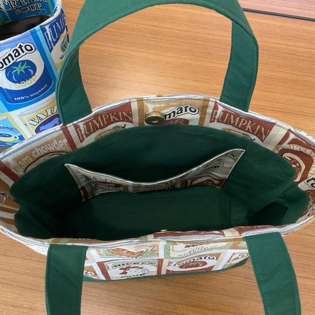 缶詰め柄のトートバッグ・・♪》 缶詰め柄のトートバッグ・・♪》
