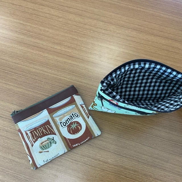 缶詰め柄のトートバッグ・・♪》 缶詰め柄のトートバッグ・・♪》