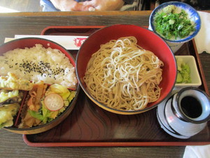 お蕎麦。。