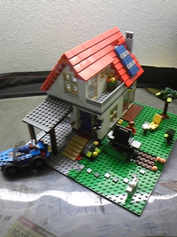 LEGOハウス完成と自邸がLEGO に