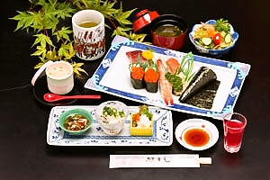 午後からもランチやります 午後からもランチやります