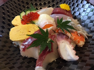 限定海鮮丼 限定海鮮丼