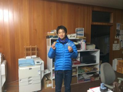 切れっ端をもらってくれました。