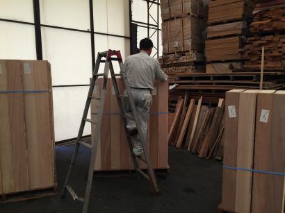 荷物のチェック
