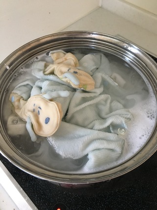 ☆お下がり服をナチュラルクリーニングで真っ白に☆ ☆お下がり服をナチュラルクリーニングで真っ白に☆