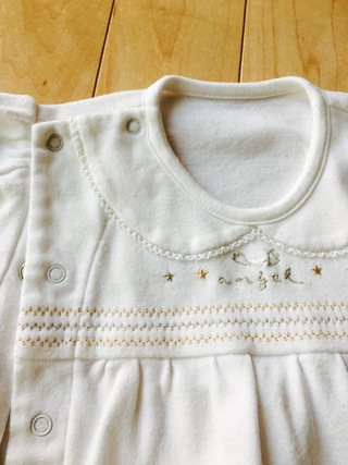 ☆お下がり服をナチュラルクリーニングで真っ白に☆ ☆お下がり服をナチュラルクリーニングで真っ白に☆