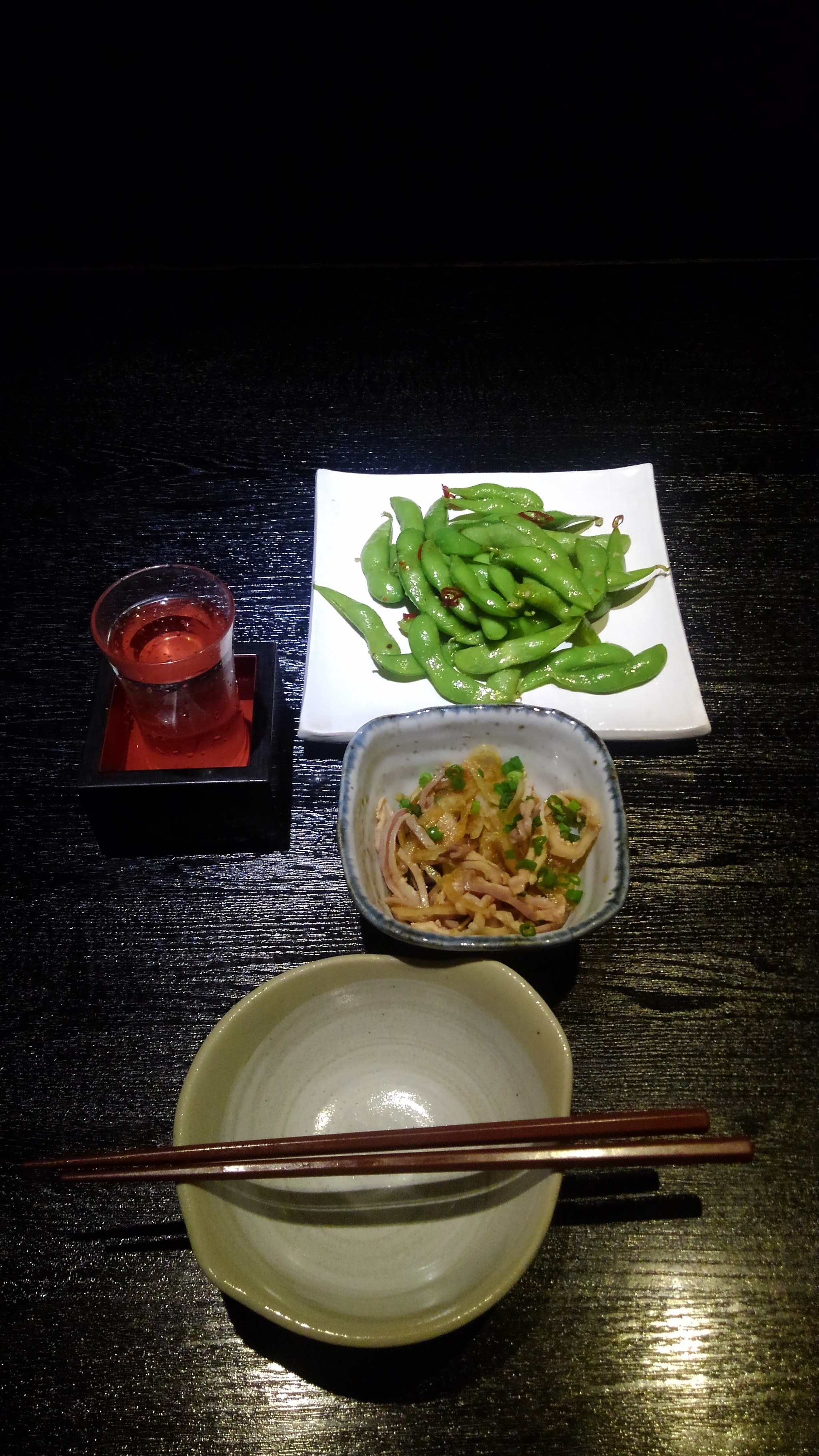 郡山 一人酒場で 飲む酒は 郡山 一人酒場で 飲む酒は