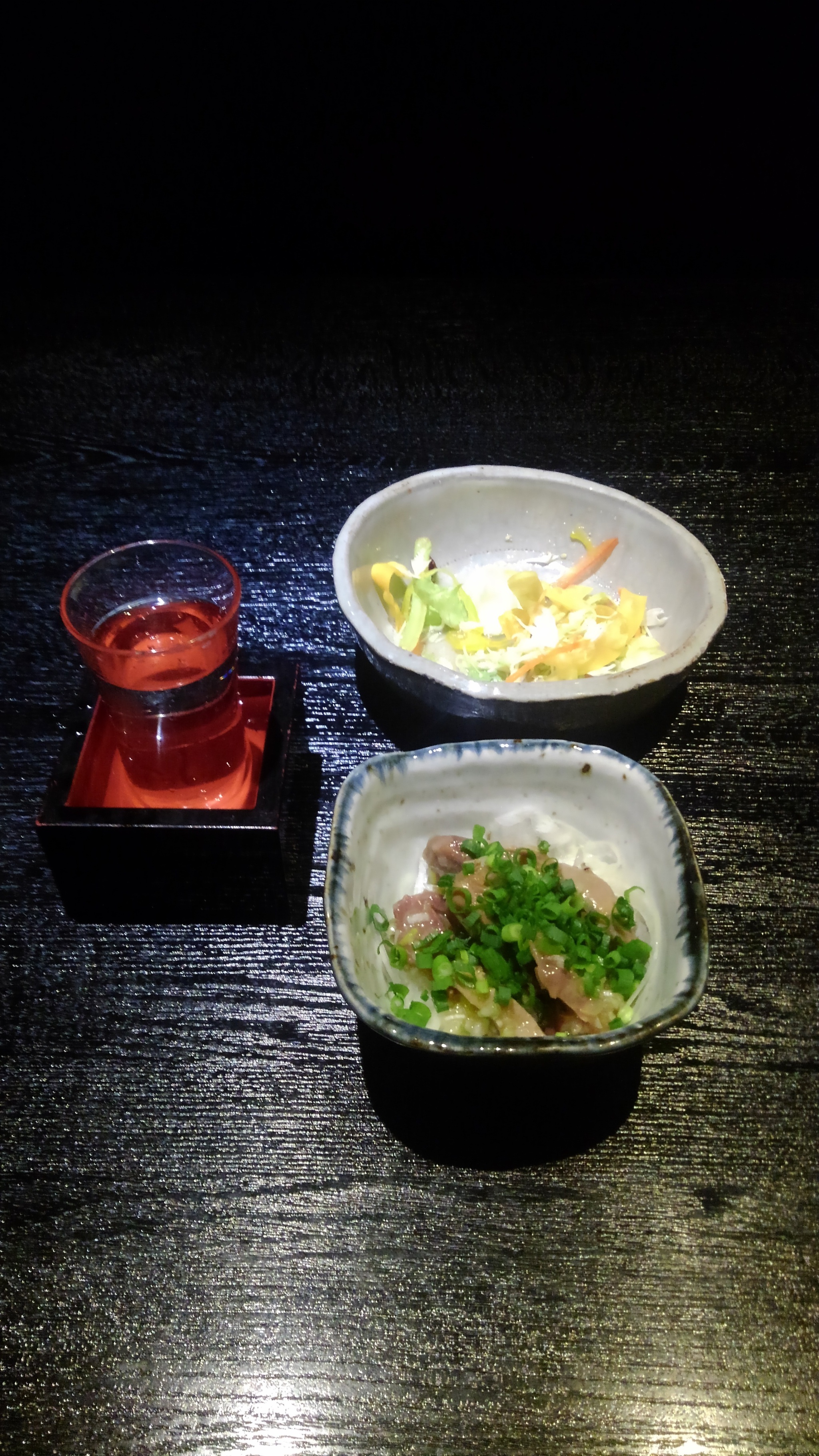 郡山 一人酒場で 飲む酒は 郡山 一人酒場で 飲む酒は