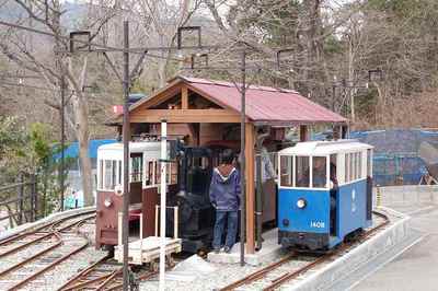 小さな庭園鉄道：大阪の桜谷軽便鉄道【2011年3月6日】