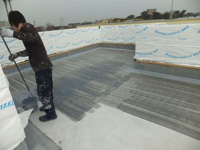 屋上を水性防水で施工