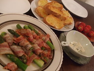 週末昼の