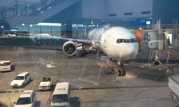 成田空港なう。