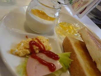 ☆今朝の出会いとメイシーカフェさん