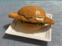 フィッシュバーガー100円