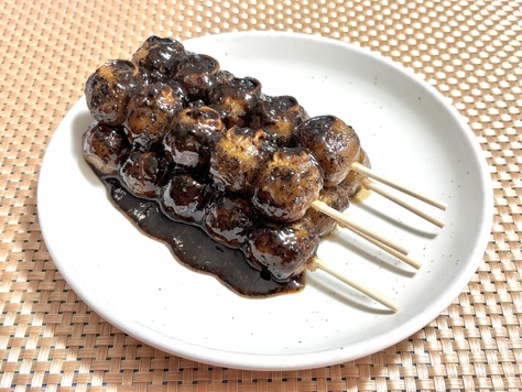 黒ゴマ玄米だんご