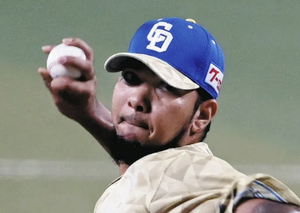 新外国人メヒア 来日初勝利！