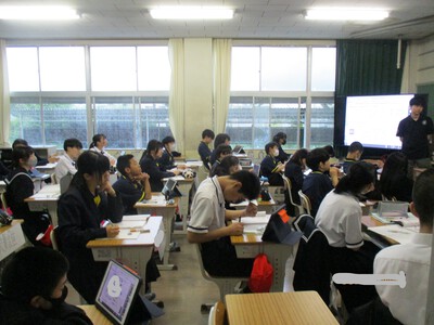 真剣に授業に取り組む鳳中生！〜「共育体育祭」２０日に延期〜