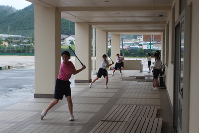 雨の日の部活動は大変