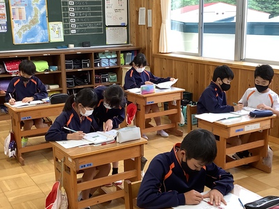 教えあい　学びあい