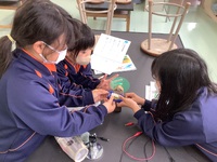 電池でプロペラまわしてみた
