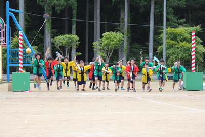 夏空の下、すばらしい運動会！！その２
