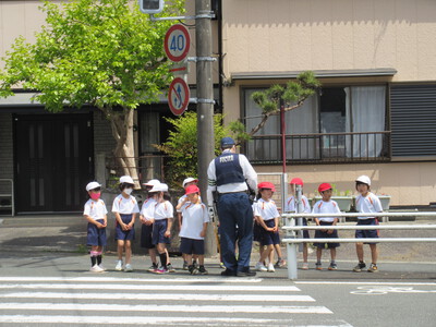 交通安全教室（低学年）