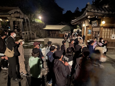 清水寺を出発
