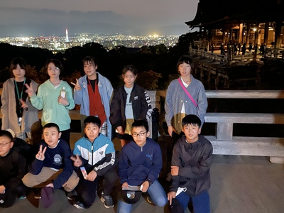 清水寺を出発