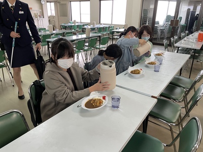 お昼ごはん