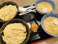 東京つけめん　　久臨　　さん　で　　つけ麺　　☆