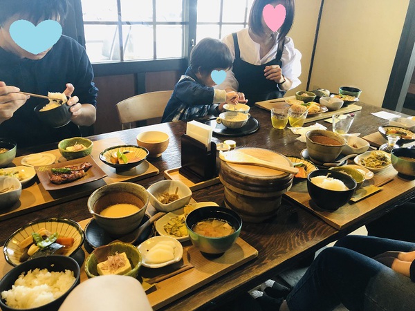 かまど炊きごはん　　御厨　　さん　で　　ランチ　　☆
