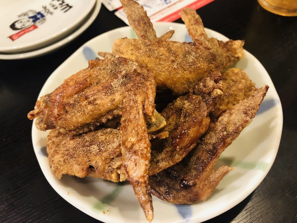 新宿（東京都）　　世界の山ちゃん　　で　　乾杯　☆