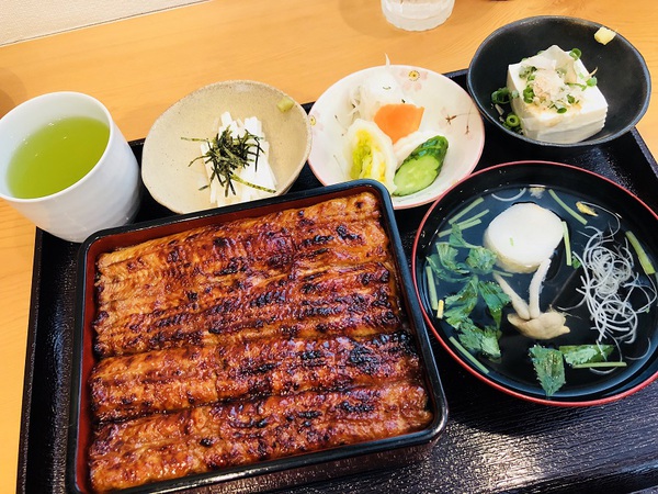 うなぎ　　柳　　さん　で　　ランチ　　☆