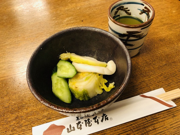 煮込うどん　山本屋本店　　さん　　で　　味噌煮込みうどん　　☆