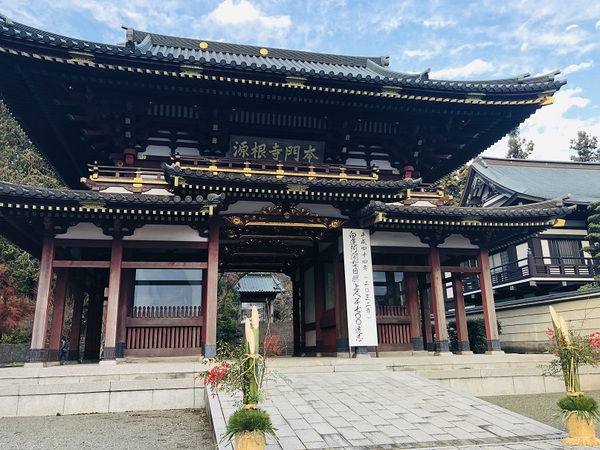 北山本門寺　　さん　　に　　立ち寄ってみた　　☆