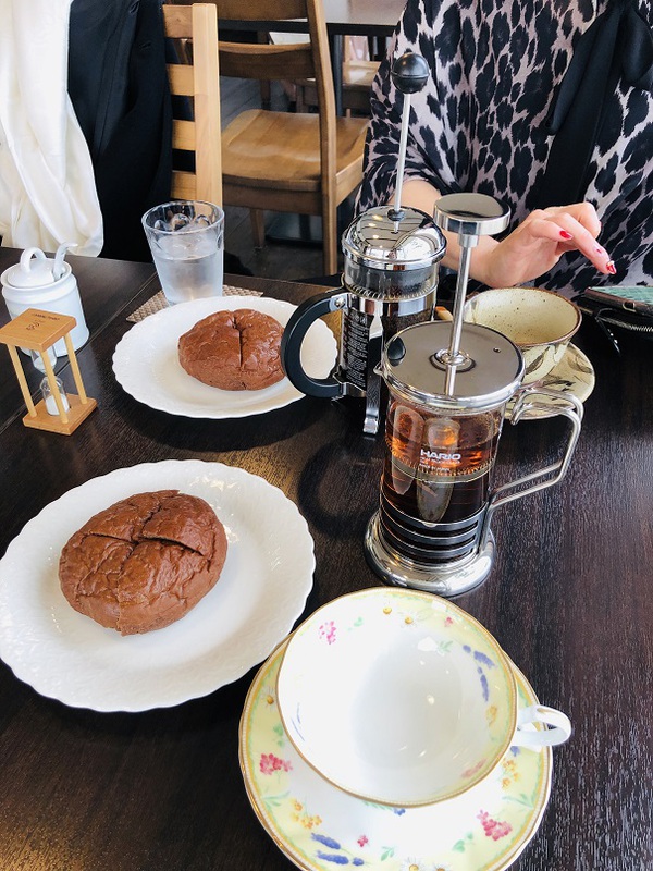 カフェ　　のっ野　　さん　で　　お茶ＴＩＭＥ　　☆